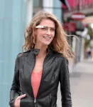 Google présente ses lunettes à réalité augmentée, les Google Glass