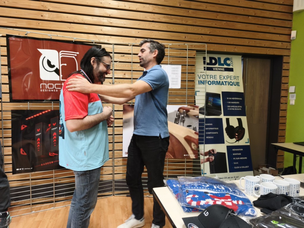 On compte sur toi l'année prochaine pour battre frag !