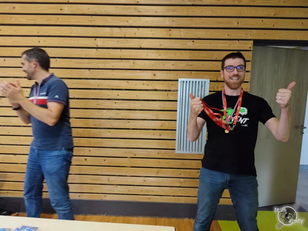 Bug38 vainqueur du tournoi Tetrinet